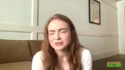 2022-06-15_-_AwardsRadar_-_Stranger_Things_4_Interview_mp41234.jpg