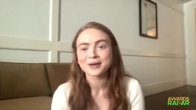 2022-06-15_-_AwardsRadar_-_Stranger_Things_4_Interview_mp41382.jpg