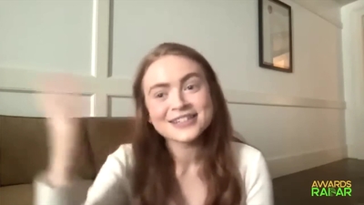 2022-06-15_-_AwardsRadar_-_Stranger_Things_4_Interview_mp41386.jpg