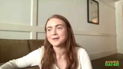 2022-06-15_-_AwardsRadar_-_Stranger_Things_4_Interview_mp41417.jpg