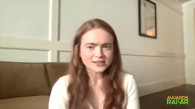 2022-06-15_-_AwardsRadar_-_Stranger_Things_4_Interview_mp41520.jpg