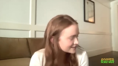 2022-06-15_-_AwardsRadar_-_Stranger_Things_4_Interview_mp41542.jpg