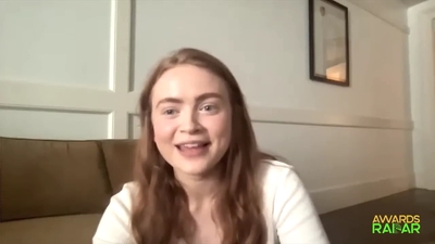 2022-06-15_-_AwardsRadar_-_Stranger_Things_4_Interview_mp41548.jpg