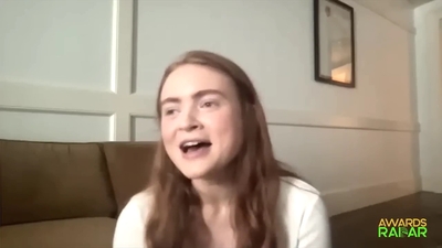 2022-06-15_-_AwardsRadar_-_Stranger_Things_4_Interview_mp41588.jpg
