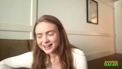 2022-06-15_-_AwardsRadar_-_Stranger_Things_4_Interview_mp41636.jpg