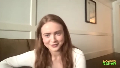 2022-06-15_-_AwardsRadar_-_Stranger_Things_4_Interview_mp41646.jpg