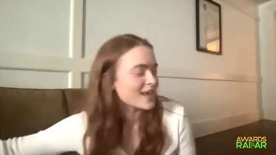 2022-06-15_-_AwardsRadar_-_Stranger_Things_4_Interview_mp41658.jpg