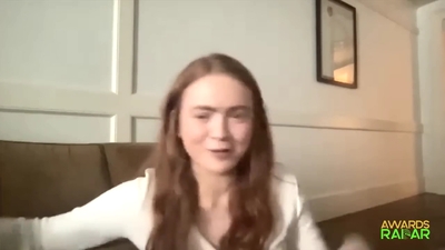 2022-06-15_-_AwardsRadar_-_Stranger_Things_4_Interview_mp41660.jpg