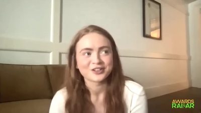 2022-06-15_-_AwardsRadar_-_Stranger_Things_4_Interview_mp41667.jpg