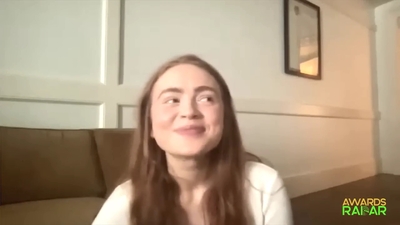 2022-06-15_-_AwardsRadar_-_Stranger_Things_4_Interview_mp41719.jpg