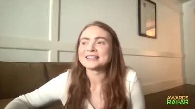 2022-06-15_-_AwardsRadar_-_Stranger_Things_4_Interview_mp41733.jpg