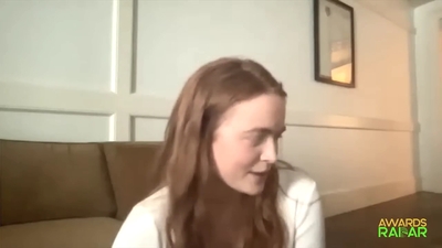 2022-06-15_-_AwardsRadar_-_Stranger_Things_4_Interview_mp41758.jpg