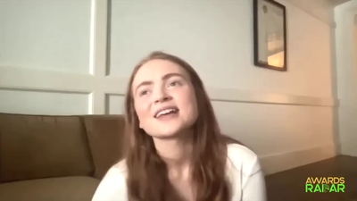 2022-06-15_-_AwardsRadar_-_Stranger_Things_4_Interview_mp41791.jpg