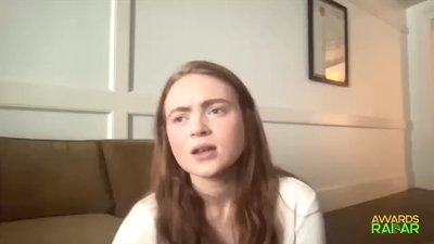 2022-06-15_-_AwardsRadar_-_Stranger_Things_4_Interview_mp41795.jpg