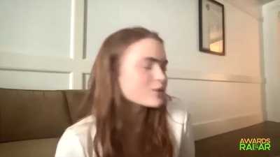 2022-06-15_-_AwardsRadar_-_Stranger_Things_4_Interview_mp41808.jpg