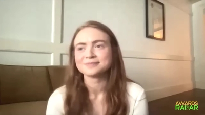 2022-06-15_-_AwardsRadar_-_Stranger_Things_4_Interview_mp41824.jpg