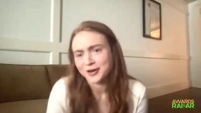 2022-06-15_-_AwardsRadar_-_Stranger_Things_4_Interview_mp41825.jpg
