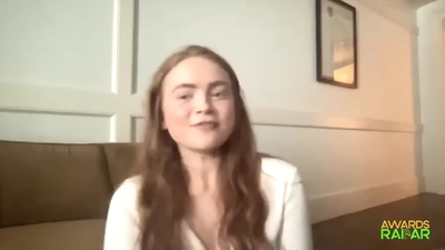 2022-06-15_-_AwardsRadar_-_Stranger_Things_4_Interview_mp41850.jpg