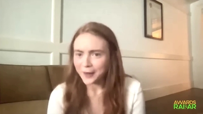 2022-06-15_-_AwardsRadar_-_Stranger_Things_4_Interview_mp41854.jpg