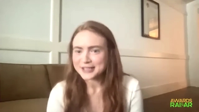 2022-06-15_-_AwardsRadar_-_Stranger_Things_4_Interview_mp41855.jpg