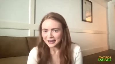 2022-06-15_-_AwardsRadar_-_Stranger_Things_4_Interview_mp41856.jpg