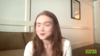 2022-06-15_-_AwardsRadar_-_Stranger_Things_4_Interview_mp41857.jpg