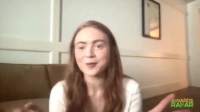 2022-06-15_-_AwardsRadar_-_Stranger_Things_4_Interview_mp41861.jpg