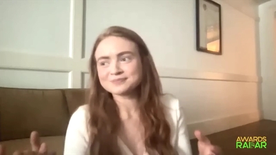 2022-06-15_-_AwardsRadar_-_Stranger_Things_4_Interview_mp41873.jpg