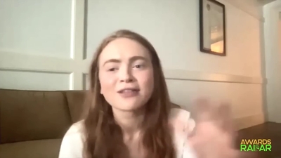 2022-06-15_-_AwardsRadar_-_Stranger_Things_4_Interview_mp41878.jpg