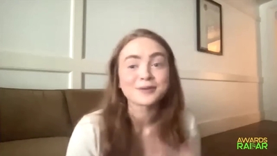 2022-06-15_-_AwardsRadar_-_Stranger_Things_4_Interview_mp41882.jpg