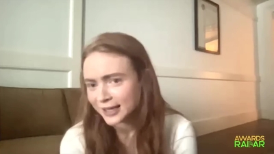 2022-06-15_-_AwardsRadar_-_Stranger_Things_4_Interview_mp41973.jpg