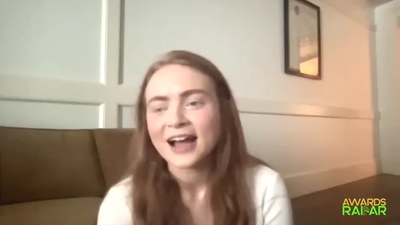 2022-06-15_-_AwardsRadar_-_Stranger_Things_4_Interview_mp42031.jpg