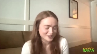 2022-06-15_-_AwardsRadar_-_Stranger_Things_4_Interview_mp42046.jpg
