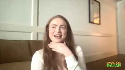 2022-06-15_-_AwardsRadar_-_Stranger_Things_4_Interview_mp42095.jpg