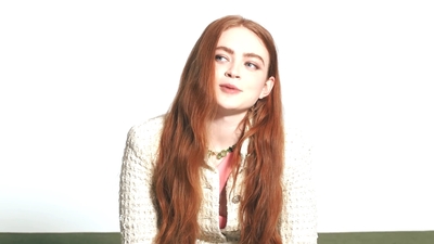 2022-06-15_-_WhoWhatWear_Shoot_Interview_mp42186.jpg