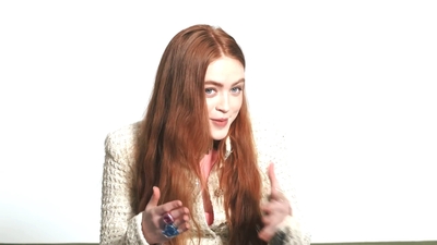 2022-06-15_-_WhoWhatWear_Shoot_Interview_mp42191.jpg