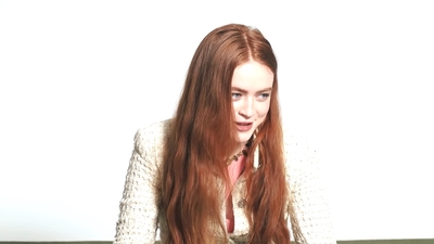 2022-06-15_-_WhoWhatWear_Shoot_Interview_mp42200.jpg