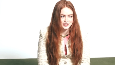 2022-06-15_-_WhoWhatWear_Shoot_Interview_mp42280.jpg