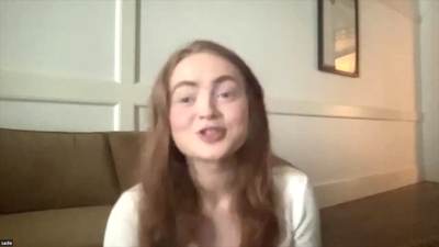 2022-06-17_-_Gold_Derby_-_Stranger_Things_4_Interview_mp42379.jpg