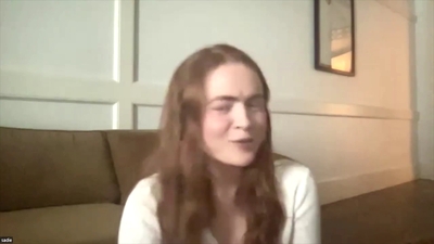 2022-06-17_-_Gold_Derby_-_Stranger_Things_4_Interview_mp42384.jpg
