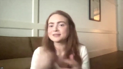 2022-06-17_-_Gold_Derby_-_Stranger_Things_4_Interview_mp42445.jpg