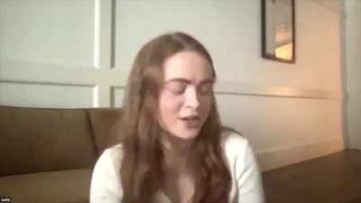 2022-06-17_-_Gold_Derby_-_Stranger_Things_4_Interview_mp42447.jpg
