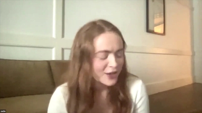 2022-06-17_-_Gold_Derby_-_Stranger_Things_4_Interview_mp42490.jpg