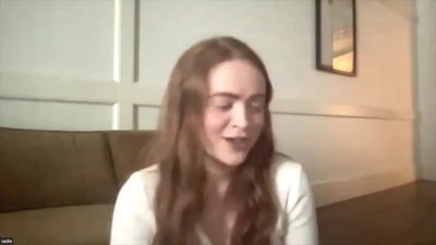 2022-06-17_-_Gold_Derby_-_Stranger_Things_4_Interview_mp42525.jpg
