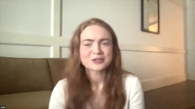 2022-06-17_-_Gold_Derby_-_Stranger_Things_4_Interview_mp42710.jpg