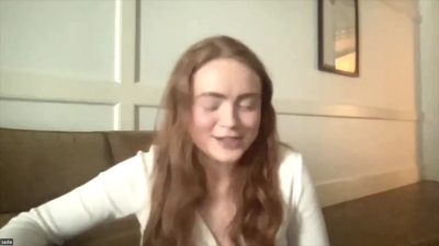 2022-06-17_-_Gold_Derby_-_Stranger_Things_4_Interview_mp42781.jpg