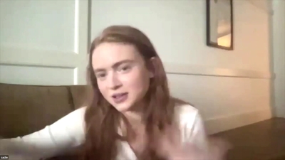 2022-06-17_-_Gold_Derby_-_Stranger_Things_4_Interview_mp42866.jpg