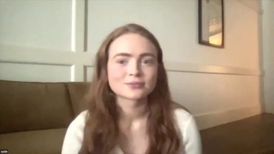 2022-06-17_-_Gold_Derby_-_Stranger_Things_4_Interview_mp42882.jpg