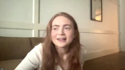 2022-06-17_-_Gold_Derby_-_Stranger_Things_4_Interview_mp42948.jpg