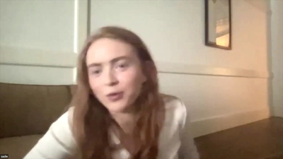 2022-06-17_-_Gold_Derby_-_Stranger_Things_4_Interview_mp42955.jpg